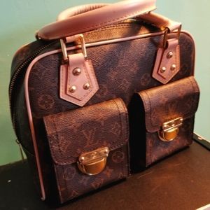 Louies Vuitton Hand bag